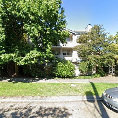 2727 Franklin Ave E #102, Seattle, WA 98102