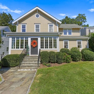 275 Bruce Park Ave, Greenwich, CT 06830