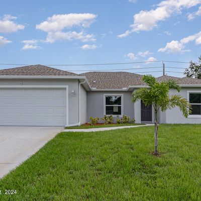 279 Wilton Ave Sw, Palm Bay, FL 32908