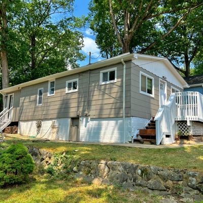 28 Bucknell Trl, Hopatcong, NJ 07843