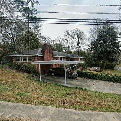 2805 New Clinton Rd, Macon, GA 31211