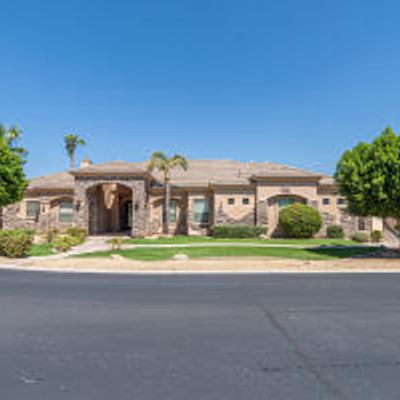 2816 E Carob Dr, Chandler, AZ 85286