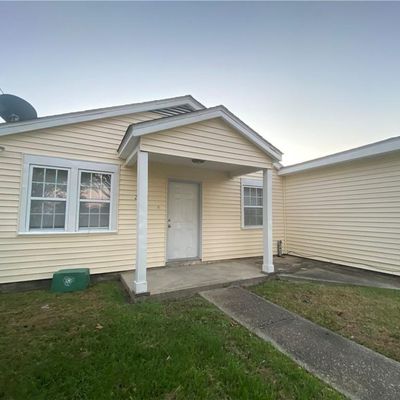 2304 Hero Dr, Gretna, LA 70053