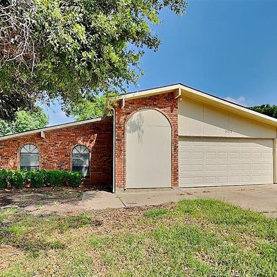 2312 Cottonwood Ln, Bedford, TX 76021