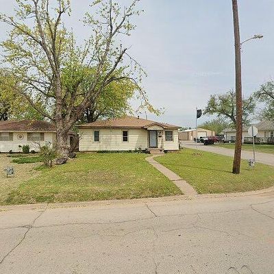 2324 E Chestnut Ave, Enid, OK 73701