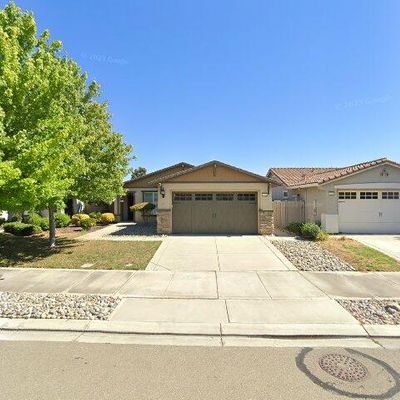 2326 Shadow Berry Dr, Manteca, CA 95336