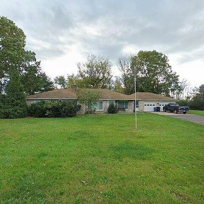 233 S Pleasantview Rd, Pottstown, PA 19464