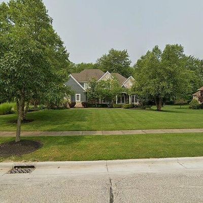 2340 Springside Oval, Brecksville, OH 44141