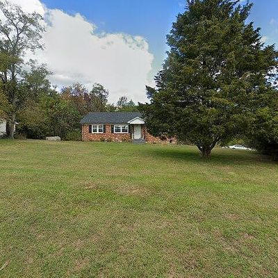 237 Ragland Rd, Madison Heights, VA 24572