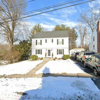 24 Cobbs Rd, West Hartford, CT 06107