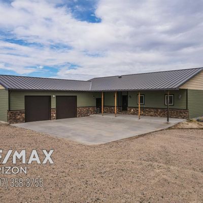 24 Stinson Rd, Douglas, WY 82633