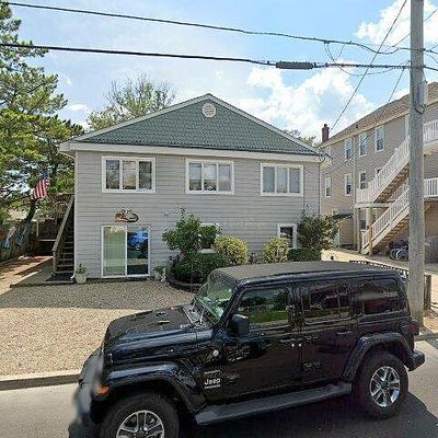 24 W New Jersey Ave, Long Beach Township, NJ 08008