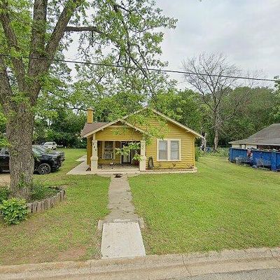 240 Cedar St, Jacksonville, TX 75766