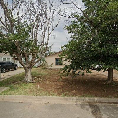 2404 Elizabeth Ave, Midland, TX 79701