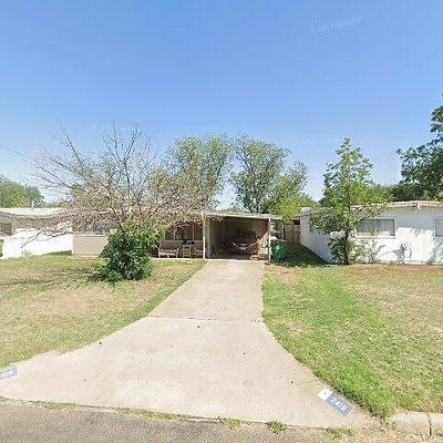 2419 Stanton St, San Angelo, TX 76901