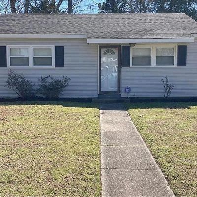 2423 Livesay Rd, Chesapeake, VA 23323