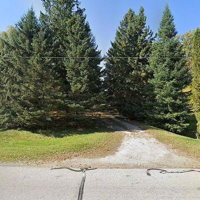 2425 Saint Pats Dr, Suamico, WI 54313