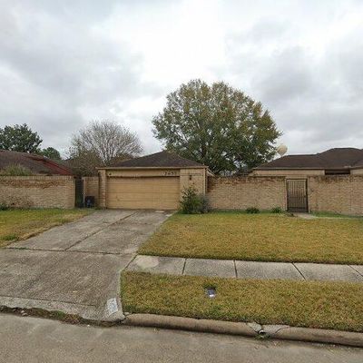 2439 Falls Church Dr, Houston, TX 77067