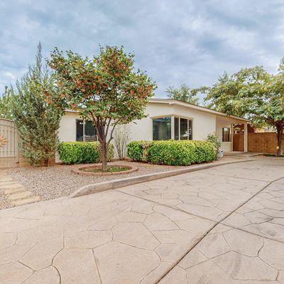 2446 La Veta Dr Ne, Albuquerque, NM 87110