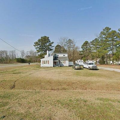 3104 Bishop Rd, Rocky Mount, NC 27804