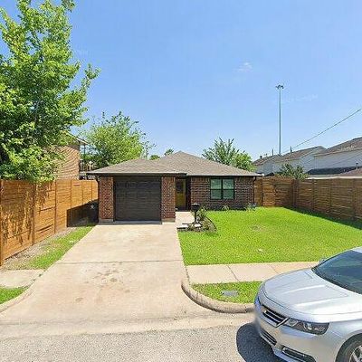 3135 Webster St, Houston, TX 77004