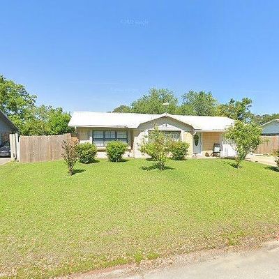 316 Springdale Cir, Diberville, MS 39540