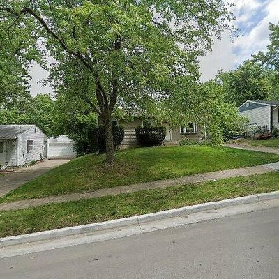 318 E Pleasant View Dr, Des Moines, IA 50315