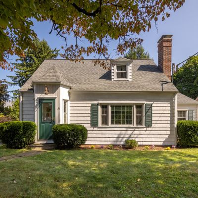 32 Fleetwood Ave, Bethel, CT 06801