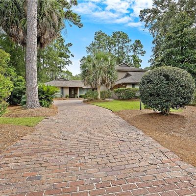 32 Pine Island Rd, Hilton Head Island, SC 29928