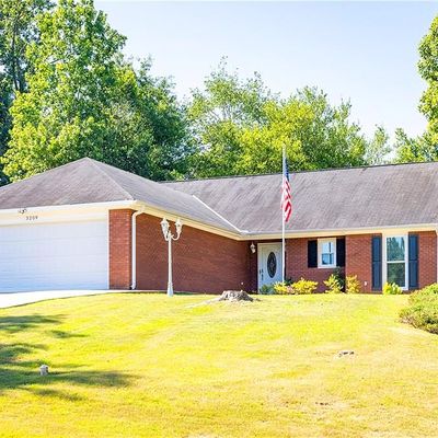 3209 Silver Lake Dr, Phenix City, AL 36867