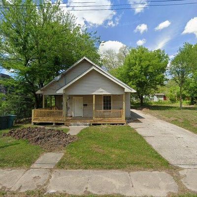 323 W Cherry St, Sherman, TX 75090