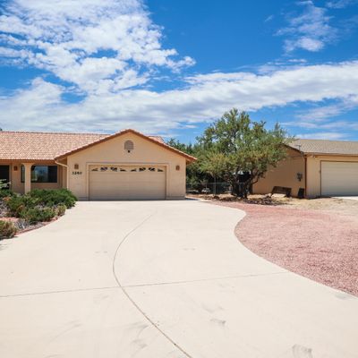 3240 N Kit Carson Trl, Rimrock, AZ 86335