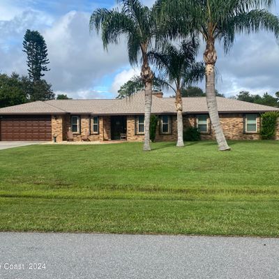 3265 Fairview Dr, Melbourne, FL 32934