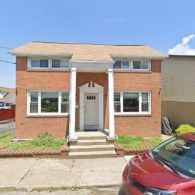 329 E Chapel St, Hazleton, PA 18201