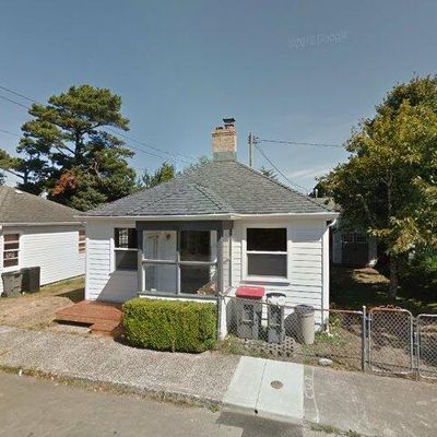 330 Avenue K, Seaside, OR 97138