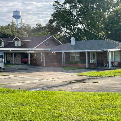 330 S Alexander Ave, Gonzales, LA 70737