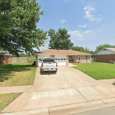 3313 El Camino St, Ponca City, OK 74604