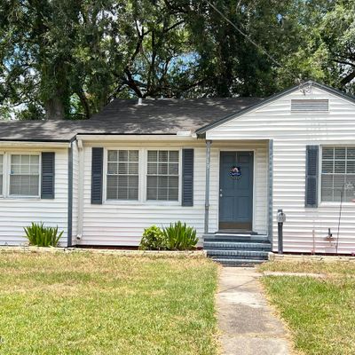 3313 Seville W Street, Jacksonville, FL 32207