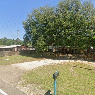 33250 Walker Rd N, Walker, LA 70785