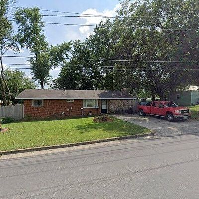 336 E Olden St, West Plains, MO 65775