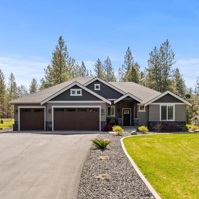 3410 E Elena Ln, Chattaroy, WA 99003