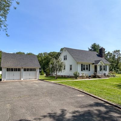 29 Benedict Rd, Bethel, CT 06801