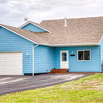 3 Quail Ln, Moorcroft, WY 82721