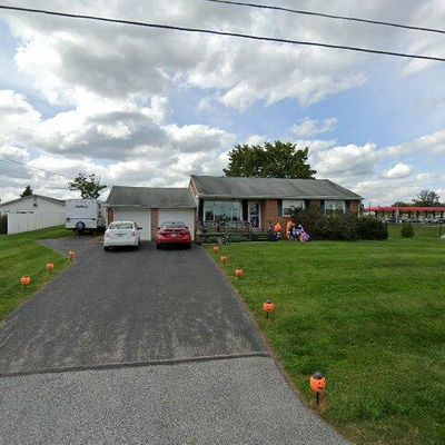 30 Cloverleaf Rd, York, PA 17406