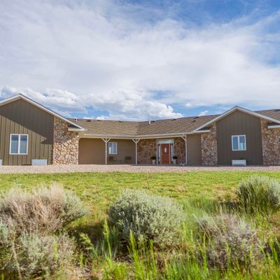 302 Rosewood Ave, Lander, WY 82520