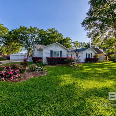 304 W Palm Ave, Foley, AL 36535