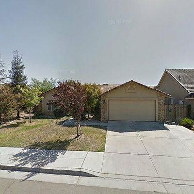 3040 Plumas St, Madera, CA 93637