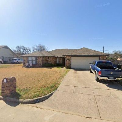 306 Hilltop Dr, Kennedale, TX 76060