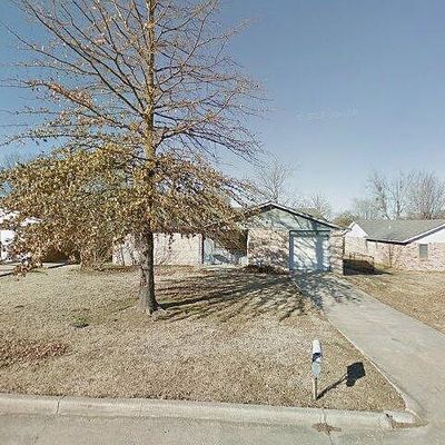 308 Ashwood Cir, Henryetta, OK 74437