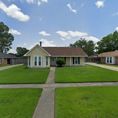 3822 Kings Canyon Dr N, Baton Rouge, LA 70814